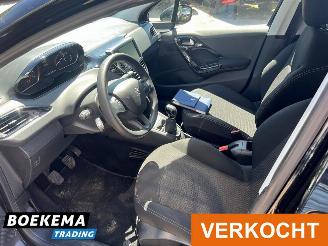 Peugeot 208 1.2 PureTech Active Navigatie Airco Cruise picture 15