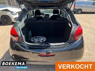 Peugeot 208 1.2 PureTech Active Navigatie Airco Cruise picture 19