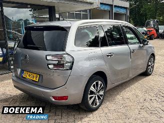 Citroën Grand C4 Picasso 1.2 PureTech 7-Pers Keyless Navigatie Camera Massage picture 2