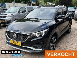 MG ZS EV Luxury 45 kWh Leer Keyless Panorama picture 4