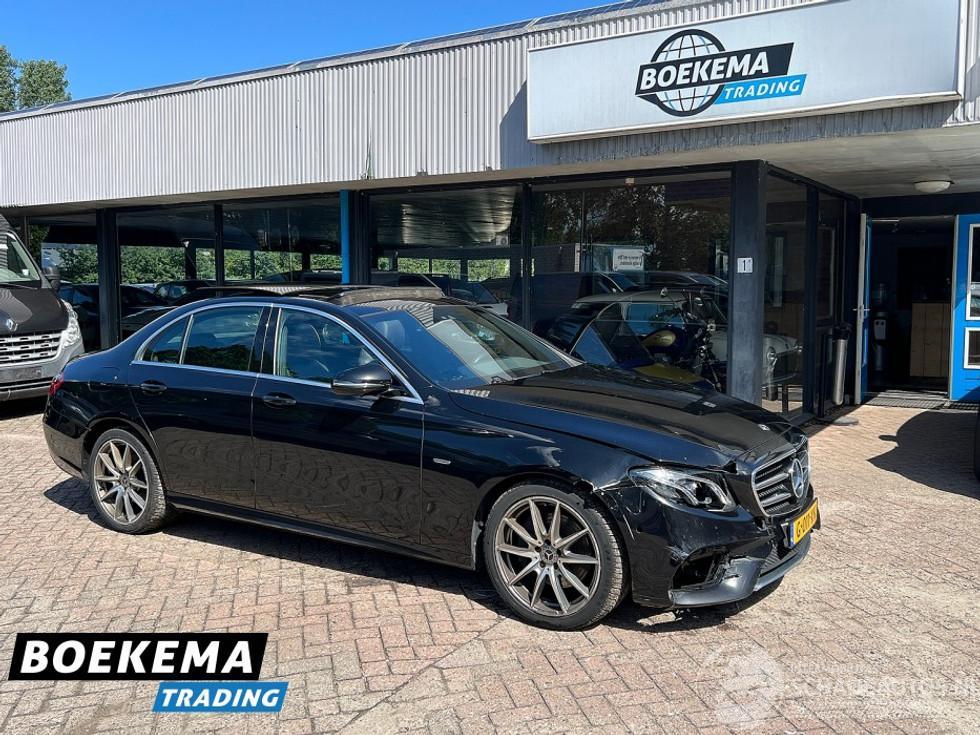 Mercedes E-klasse 220d AMG Panorama Leer Memory Camera Navigatie