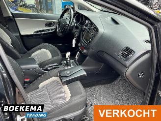 Kia Cee d cee'd 1.6 GDI Business Pack Navigatie Camera Cruise Climate picture 16