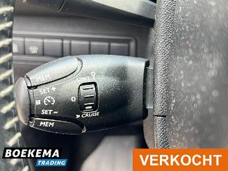 Peugeot 308 SW 1.6 BlueHDI Executive Pack Panorama Climate Cruise PDC picture 26
