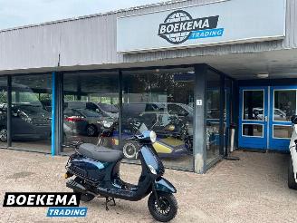 Schade scooter Riya  Lux FB TY50QT-K Snor 2019/2