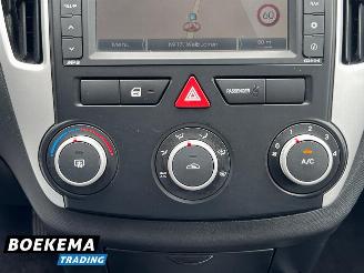 Kia Cee d cee'd 1.4 CVVT Seven Navigatie Airco Cruise Trekhaak picture 26