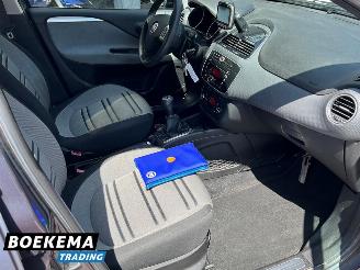 Fiat Punto Evo 1.3 M-Jet Dynamic Navi Climate Cruise picture 15