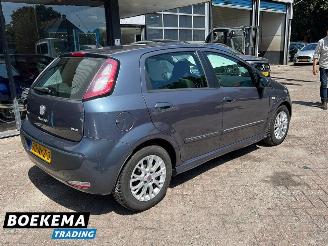 Fiat Punto Evo 1.3 M-Jet Dynamic Navi Climate Cruise picture 2