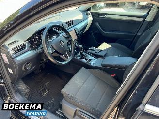 Skoda Superb Combi 1.8 TSI 180PK Style Business DSG CantonSound Keyless Navigatie picture 13
