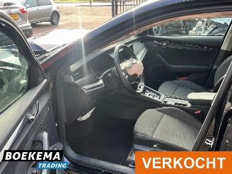 Skoda Octavia Combi 1.0 e-TSI Business Edition Navigatie Cruise Lane-Ass picture 19