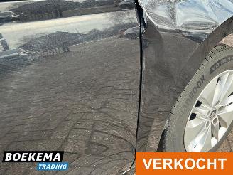 Skoda Octavia Combi 1.0 e-TSI Business Edition Navigatie Cruise Lane-Ass picture 8