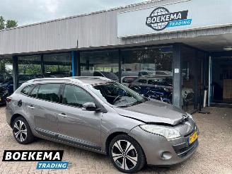 Avarii autoturisme Renault Mégane Estate 2.0 Bose Clima Cruise Trekhaak 2011/11