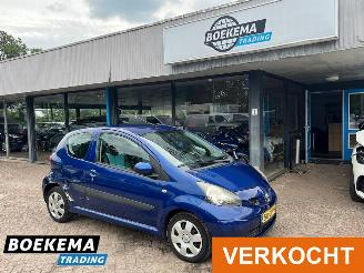 Coche accidentado Toyota Aygo 1.0-12V + Automaat Airco Leer 2008/9