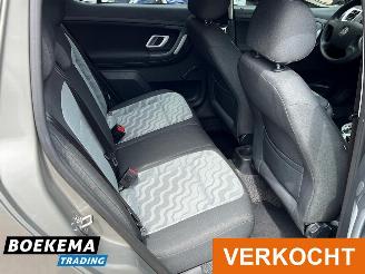 Skoda Fabia 1.6-16V Ambiente Automaat Airco Stoelverwarming PDC Trekhaak picture 17