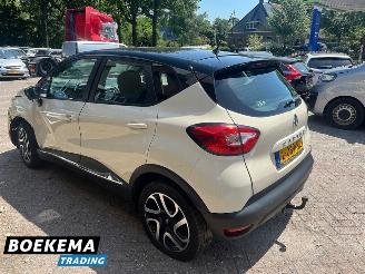 Renault Captur 0.9 TCe Authentique Stoelverwarming Navi Cruise picture 3