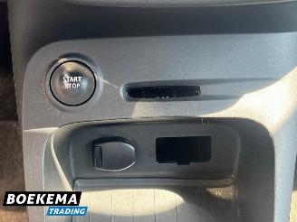 Renault Captur 0.9 TCe Authentique Stoelverwarming Navi Cruise picture 32