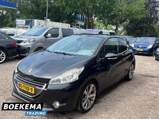 Peugeot 208 1.6 VTi Allure Stoelverwarming Navi Clima picture 4