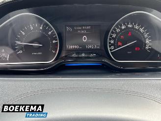 Peugeot 208 1.6 VTi Allure Stoelverwarming Navi Clima picture 15