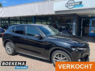 Unfallwagen Alfa Romeo Stelvio 2.0 T AWD Super Stoel-/Stuur Verwarming Memory Keyless 2018/6