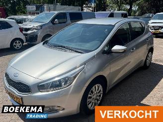 Kia Cee d cee'd 1.6 GDI 20th Anniversary Navi Cruise control Airco picture 4