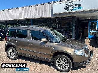 uszkodzony samochody osobowe Skoda Yeti 1.8 TSI Ambition 4x4 Navi Trekhaak Airco 2010/2