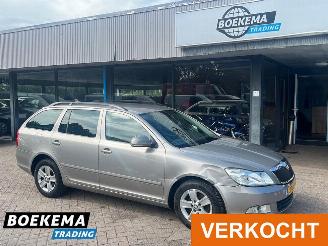 Avarii autoturisme Skoda Octavia Combi 1.6 TDI Business Line Navi Clima Elektrische ramen 2011/6