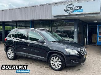 Damaged car Volkswagen Tiguan 2.0 TSI Sport&Style 4Motion DSG Leer Stoelverwarming Navigatie 2010/11
