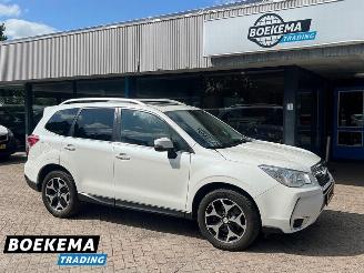 Damaged car Subaru Forester 2.0 XT Sport Executive 240PK Stoelverwarming Panoramadak Navi 2016/1