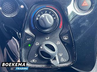 Peugeot 108 1.0 e-VTi Allure Cruise-Control Airco Elektrische ramen picture 24