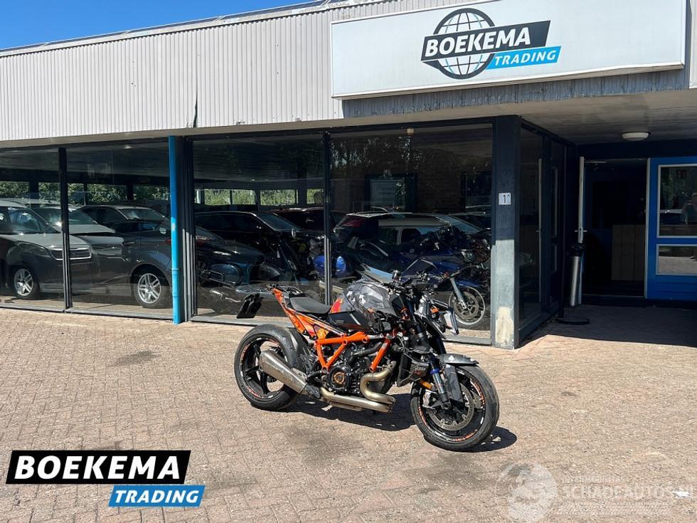 KTM SuperDuke R 1390