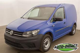 krockskadad bil bedrijf Volkswagen Caddy 2.0 TDI 75KW Airco 2020/2