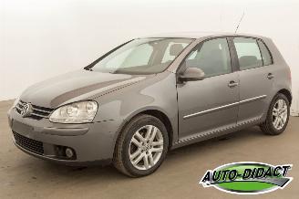 krockskadad bil auto Volkswagen Golf 1.9 TDI Airco 2009/1