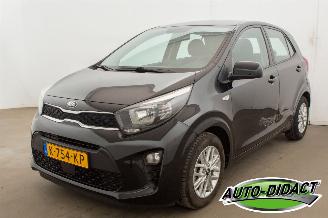 krockskadad bil auto Kia Picanto 1.0 DPi 64.994 km Dynamicline 2020/12