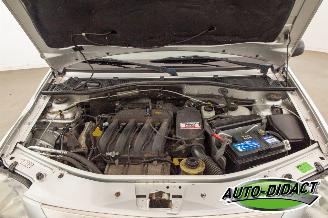 Dacia Logan 1.6-16V Airco Lauréate 7p. picture 35