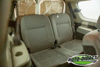 Dacia Logan 1.6-16V Airco Lauréate 7p. picture 17