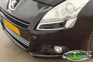 Peugeot 5008 1.6 THP GT 7P. Leer picture 30