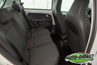 Volkswagen Up! 1.0 38.545 km Airco picture 17