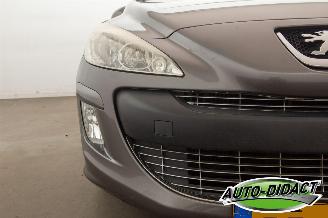 Peugeot 308 SW 1.6 THP XT Clima Pano picture 31