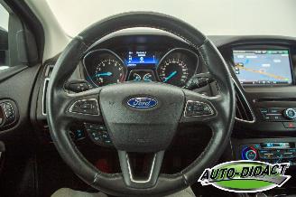 Ford Focus 1.5 Clima Navi Titanium Edition picture 5
