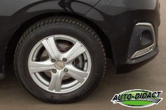Peugeot 108 1.2 VTi Allure Clima Cruise Control picture 31