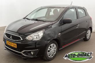 krockskadad bil auto Mitsubishi Space-star 1.0 Cool+ Airco 2019/11