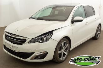 Coche accidentado Peugeot 308 1.2 Clima Navi Pano Camera 2017/4