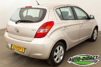 Hyundai I-20 1.2i Clima Business Edition picture 4