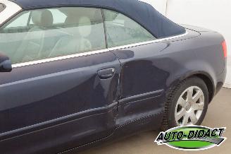 Audi A4 Cabriolet 2.4 V6 Automaat Clima picture 31