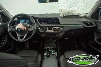 BMW 1-serie 118i Automaat Digi Dash Camera Clima Navi picture 25