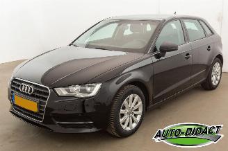 Voiture accidenté Audi A3 1.2 TFSI Airco Navi Attraction 2016/4