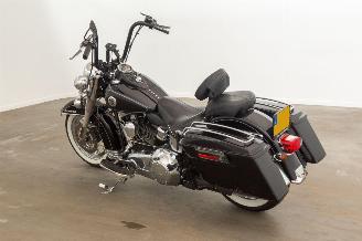 Harley-Davidson  FLSTC picture 3