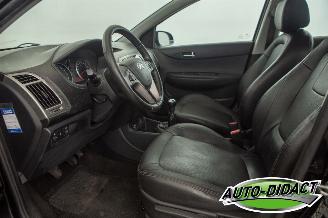 Hyundai I-20 1.2 Airco Leder picture 24