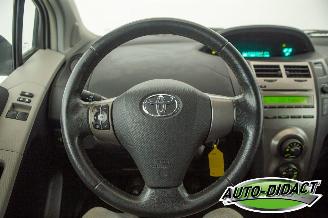 Toyota Yaris 1.0 132.923 km picture 5