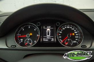 Volkswagen Passat 1.6 TDI Clima Navi Comfort Executive Line BlueMotion picture 6