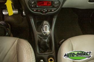 Peugeot 206 CC 2.0-16V Clima Leder picture 11